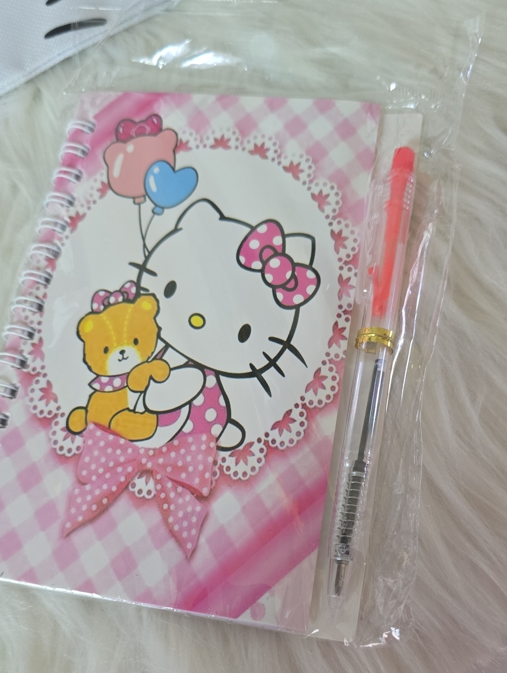 7 Piece Hello Kitty Bundle NWT Or NWOT - Picture 11 of 12